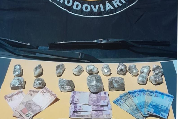 Menor é apreendido com drogas e moto adulterada após perseguição na BR-265, em SJDR