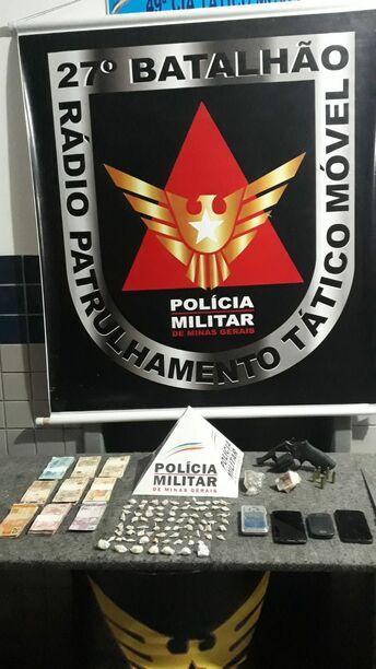PM prende cinco autores e materiais relacionados ao tráfico no Vila Esperança
