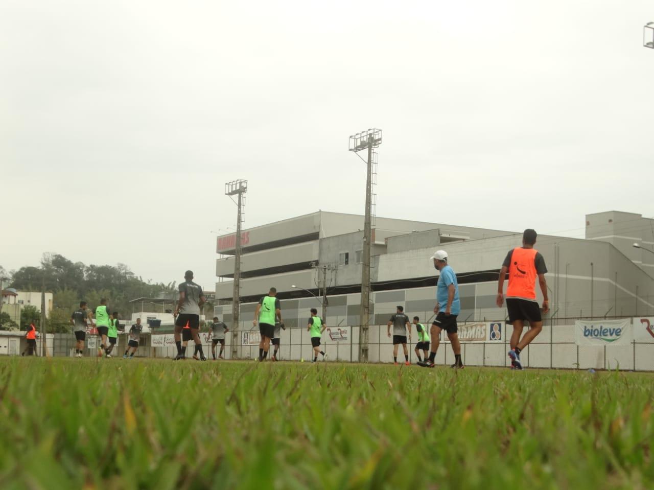 Tupi inicia a semana com treino em dois períodos