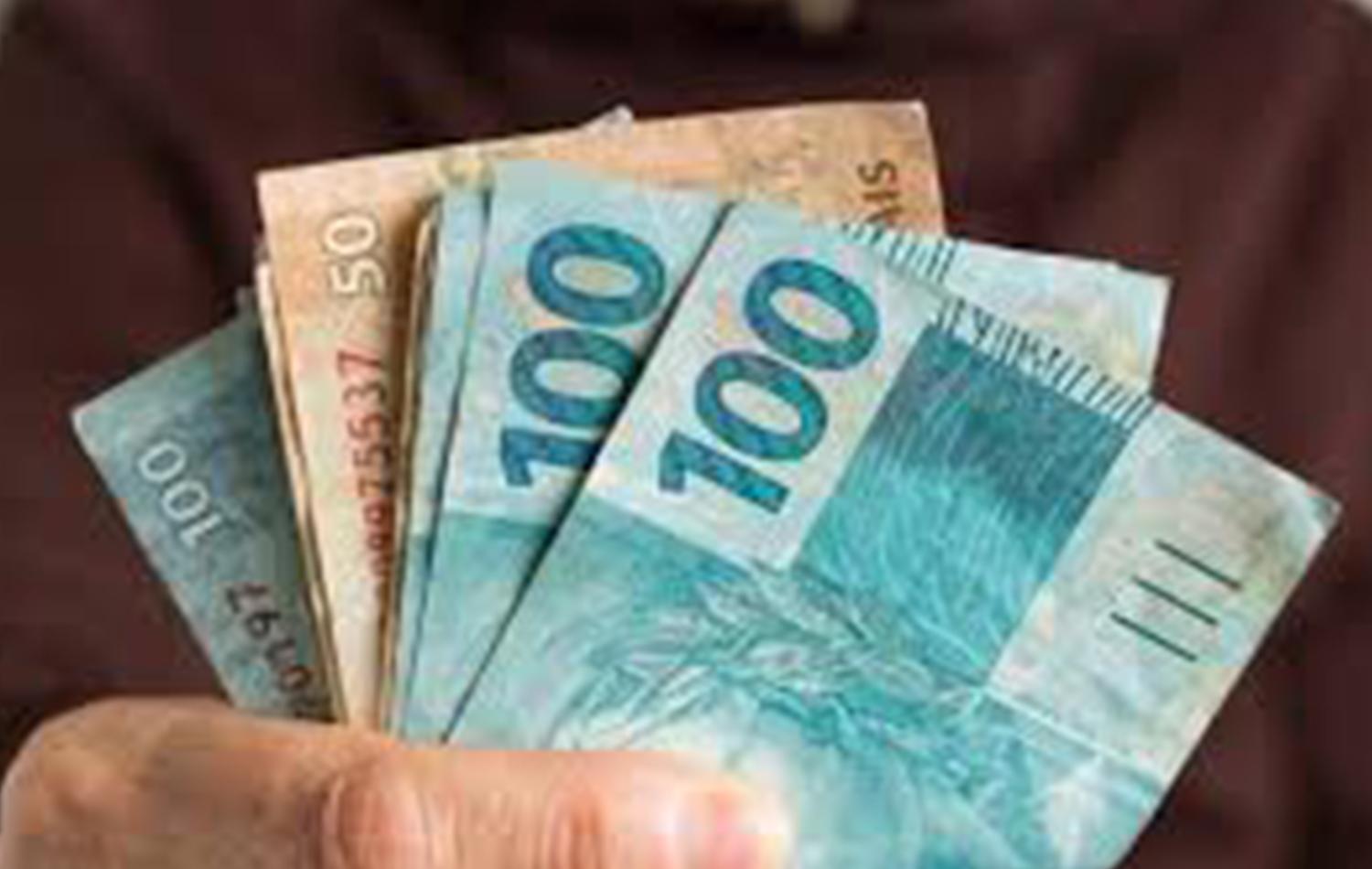 Atividade econômica tem alta de 1,06% em agosto, diz Banco Central