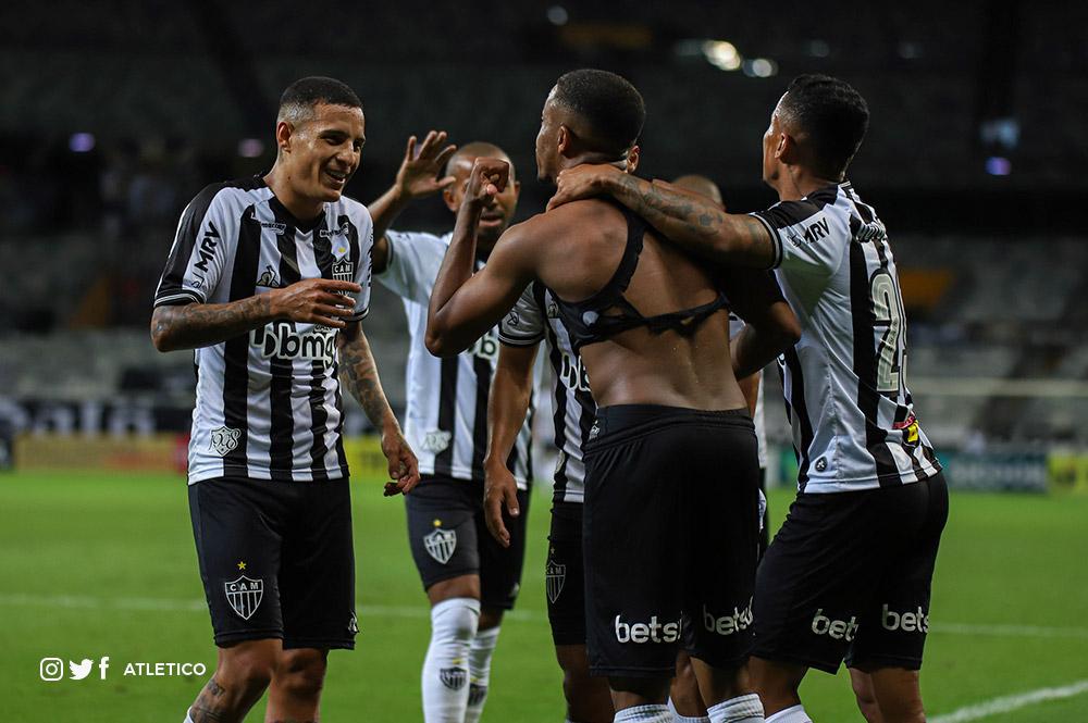 ATLÉTICO MINEIRO  ESTÁ SOBRANDO E CONTINUA LÍDER ISOLADO DO BRASILEIRÃO 2020