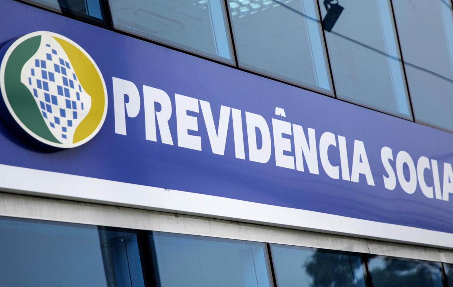 INSS define como comprovar vida de beneficiário que mora no exterior