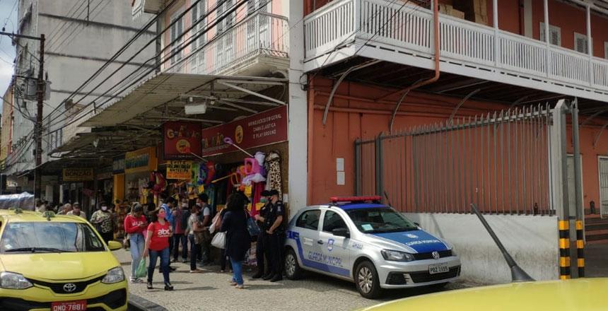 Dono de granja em JF onde aconteceu baile funk é multado em quase R$ 5 mil