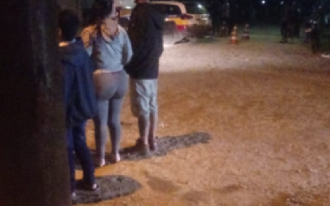 Homem que matou mulher a tiros no Valadares tem passagem pela polícia; crime aconteceu neste domingo