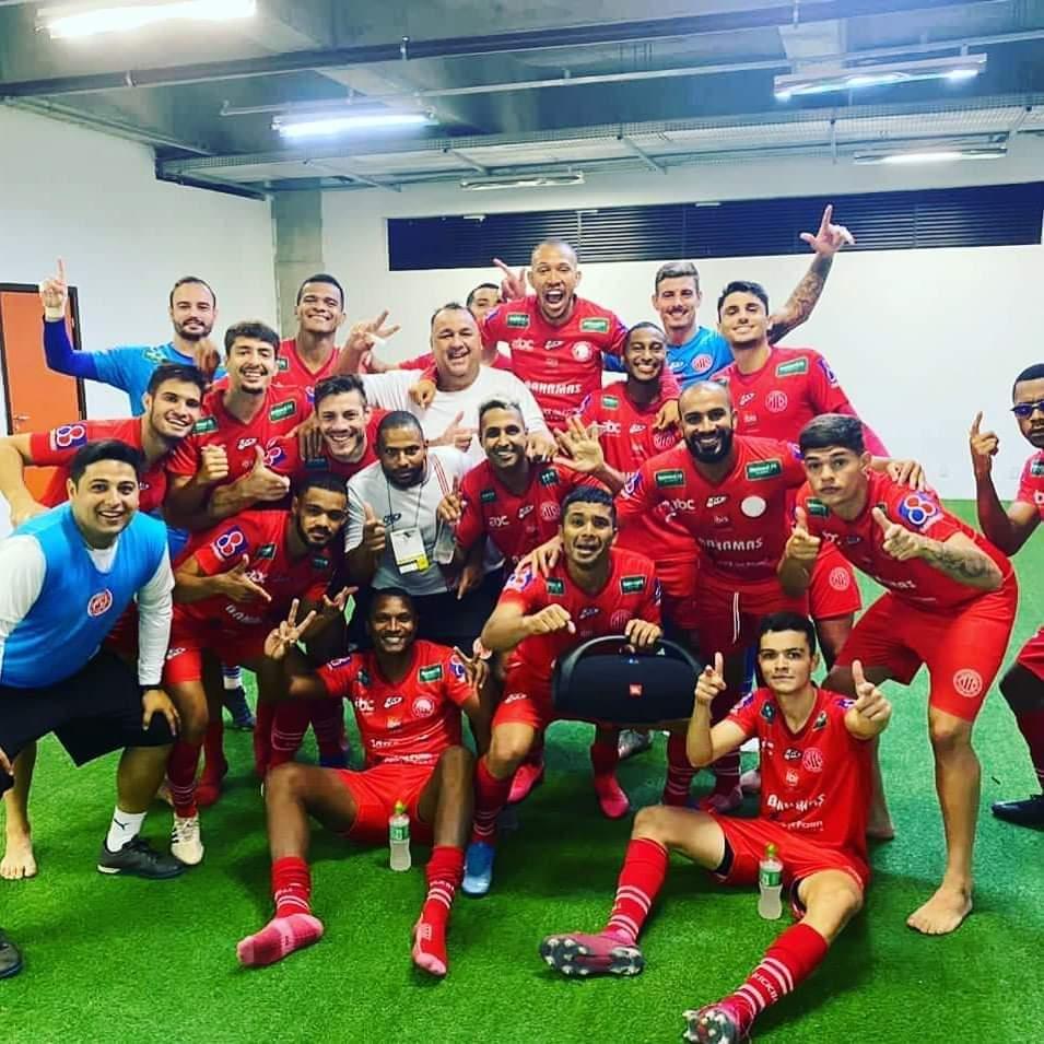 Tupynambás vence o Gama e cola no G4