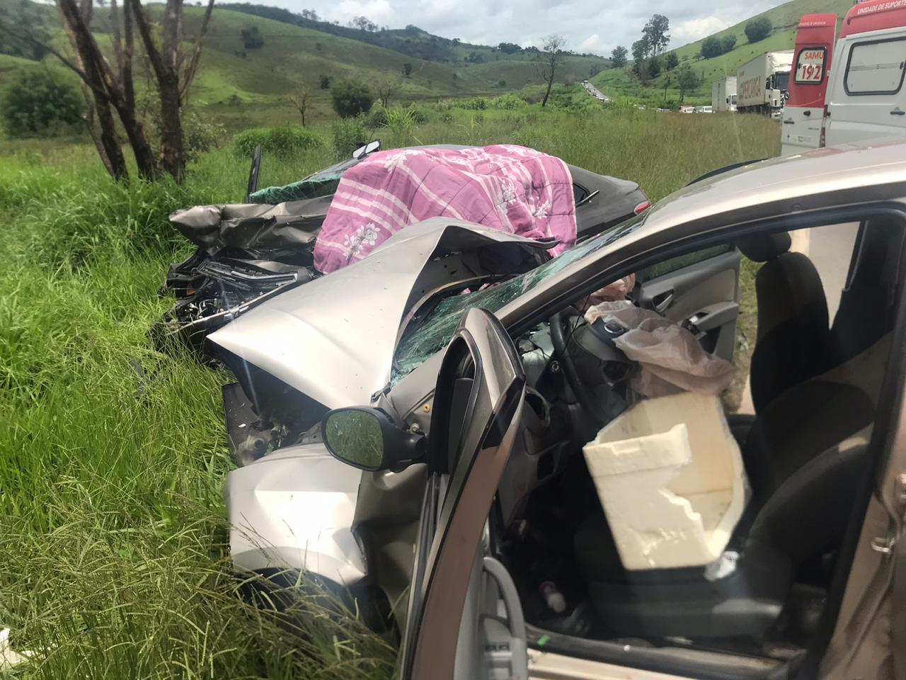 Acidente com vitima fatal, BR 267 Bicas X Juiz de Fora. Trânsito intenso no local.