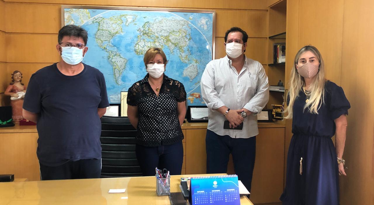 FIEMG doa equipamentos médicos para unidades do SAMU