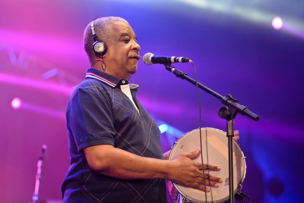 Morre cantor Ubirany Félix do Nascimento, do grupo Fundo de Quintal.