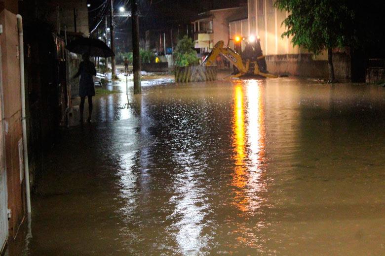 Chuvas do fim de semana causam transtornos na região