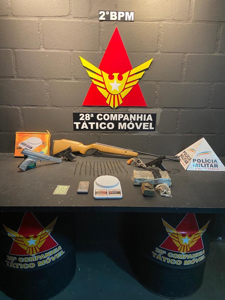 Polícia apreende armas e ilícitos no bairro Linhares