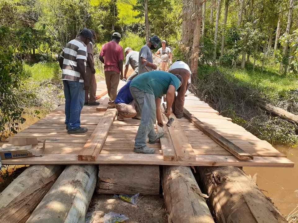 Ponte de Pirapetinga é reformada pela PJF