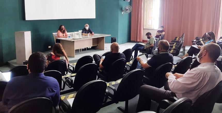 Secretarias da Prefeitura se reúnem com lideranças do comércio