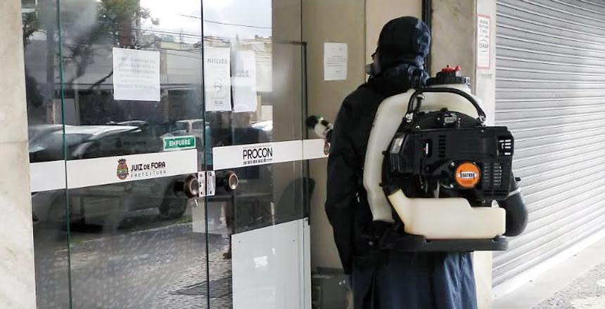 Equipe de descontaminação da Guarda Municipal realiza ação no Procon
