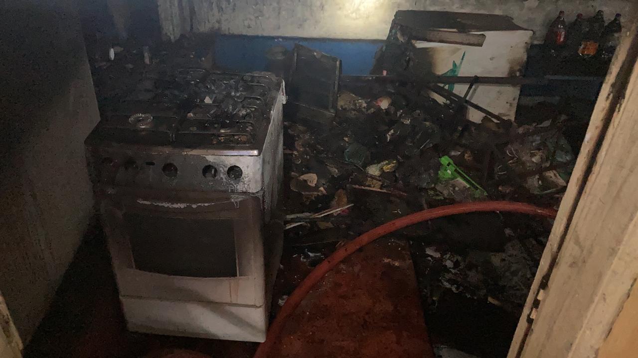 Escola na cidade de Santos Dumont pega fogo