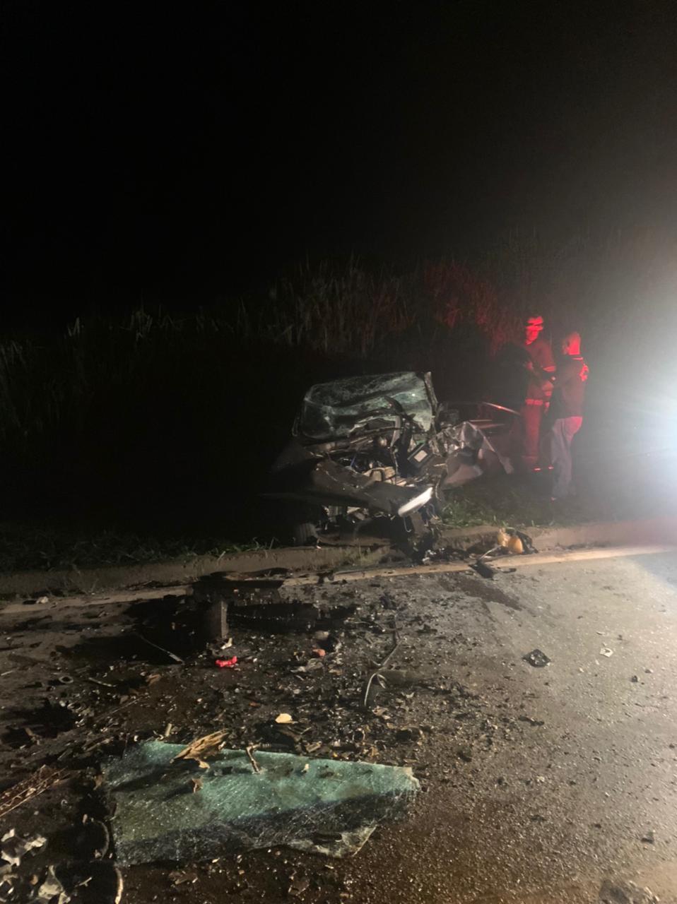 Grave acidente na BR-040 deixa um PRF morto