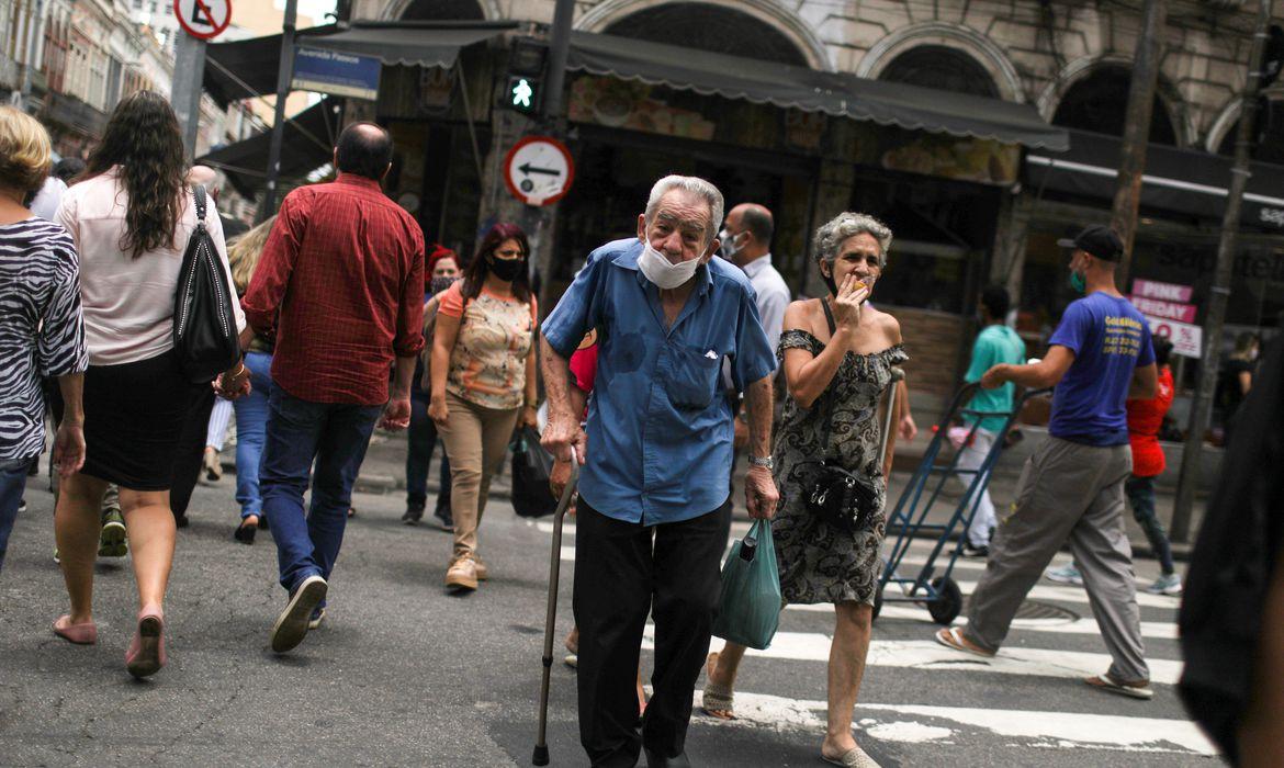Governo adia para dia 31 reinício de bloqueio e suspensão de benefício