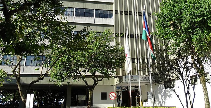 PJF publica edital para licitar empresa que vai organizar concurso para o Quadro do Magistério