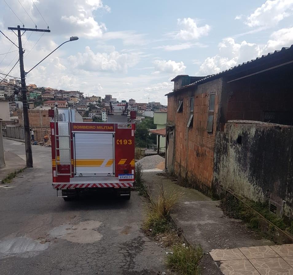 Trabalhador cai de uma obra em Barbacena