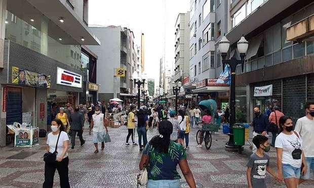 URGENTE: Bicas, Juiz de Fora, Cataguases e mais 5 microrregiões de Minas regridem para a faixa roxa