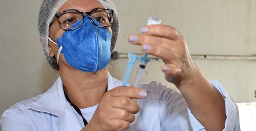 Em ritmo acelerado, cidade imuniza 13% da população com a primeira dose da vacina contra Covid-19
