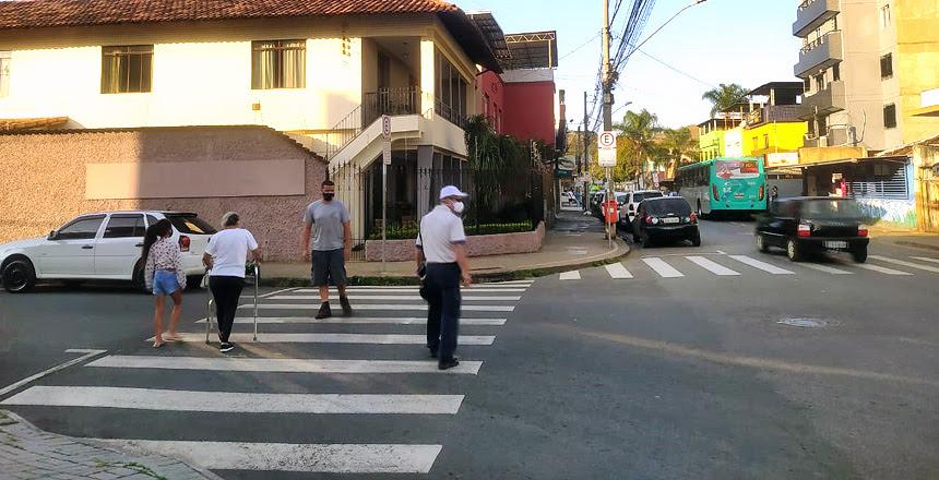 Agentes de transporte e trânsito intensificam fiscalização em bairros com maior fluxo de veículos