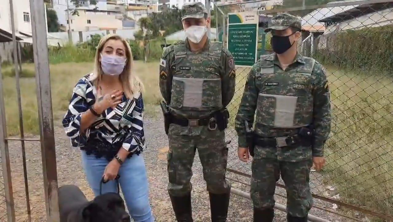 Cachorro é resgatado de maus tratos no bairro Fontesville