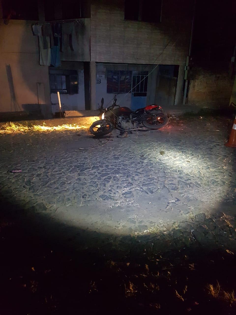 Mototaxista morre eletrocutado