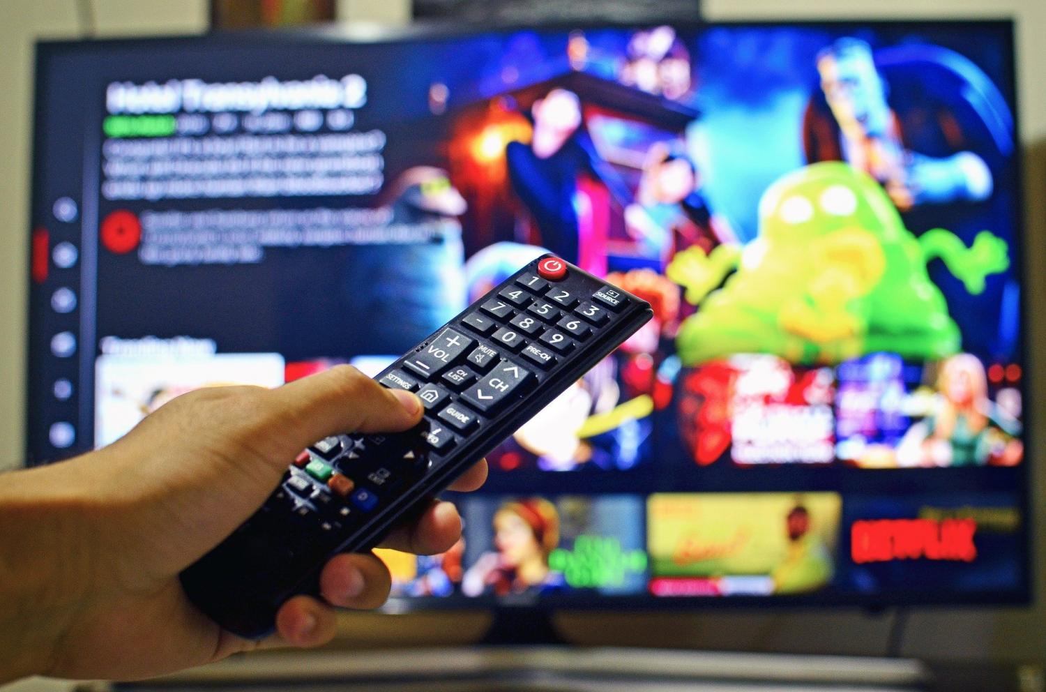 Senado aprova redução de encargos de antenas de internet por satélite
