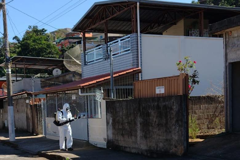 Setor de endemias faz bloqueio vetorial em Bairros com casos confirmados de Dengue e Zika Vírus