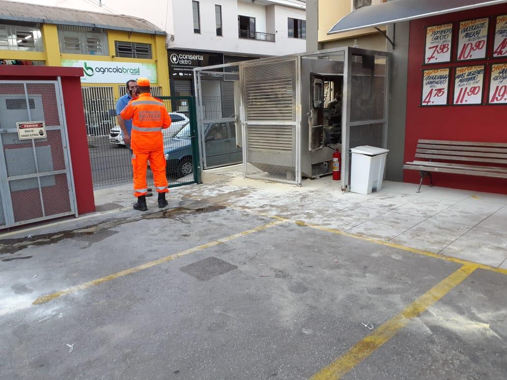 Supermercado tem principio de incêndio em Conselheiro Lafaiete