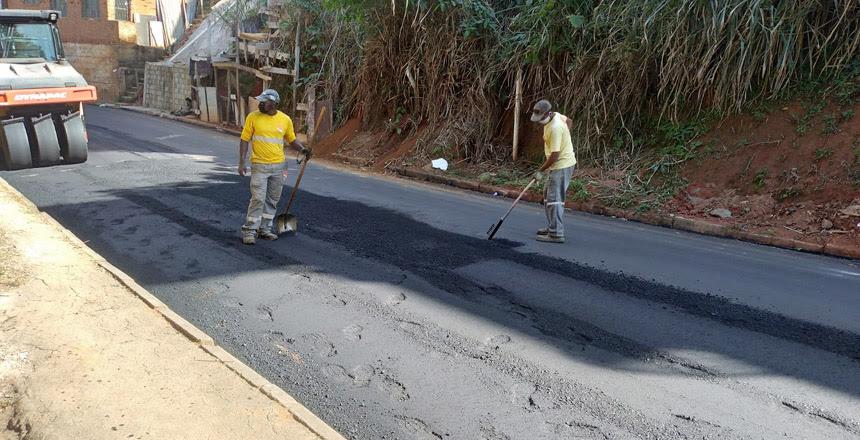 Empav realiza pavimentação asfáltica no bairro Graminha