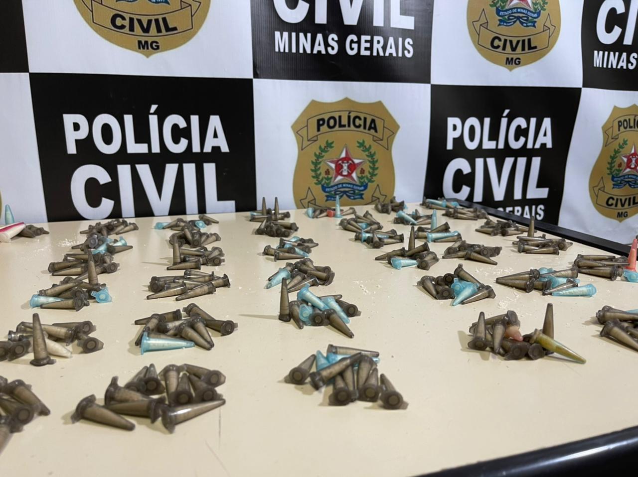 Polícia Civil prende suspeito por tráfico em operação no Santa Luiza