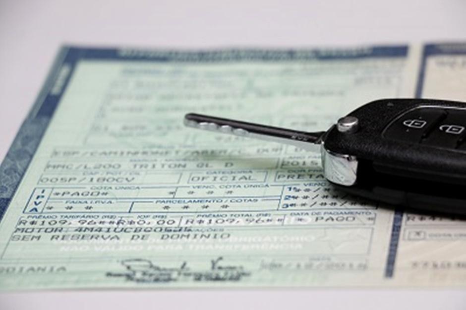 Programa de regularização de débitos de IPVA e taxas estaduais com descontos ocorre em agosto