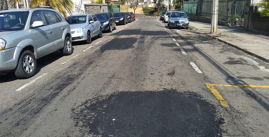Empav realiza recomposição asfáltica no bairro Alto dos Passos