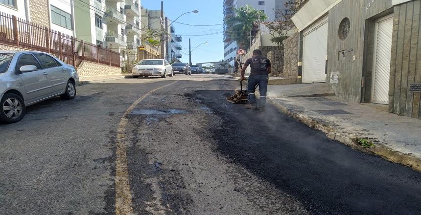 Empav realiza recomposição asfáltica no Bom Pastor e no Parque Independência