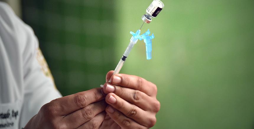 PJF adianta aplicação da segunda dose de Pfizer e Coronavac