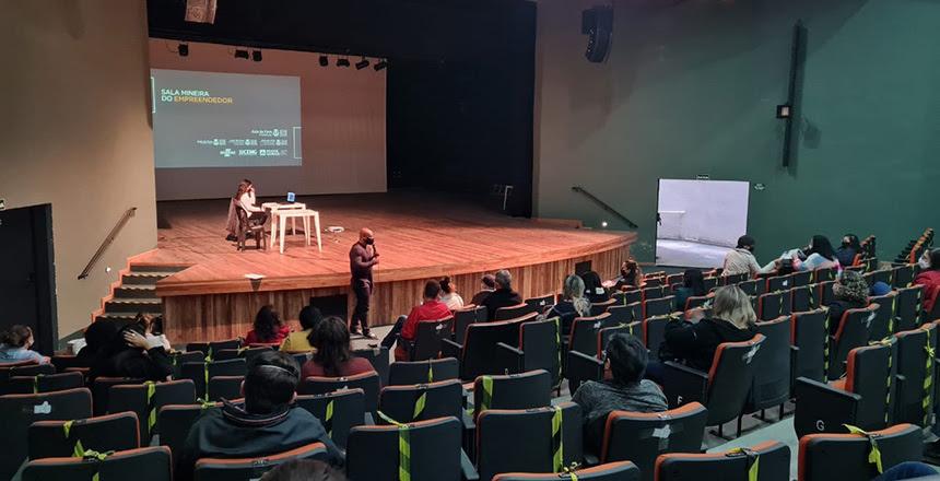 Prefeitura apresenta Sala Mineira do Empreendedor para contadores da cidade
