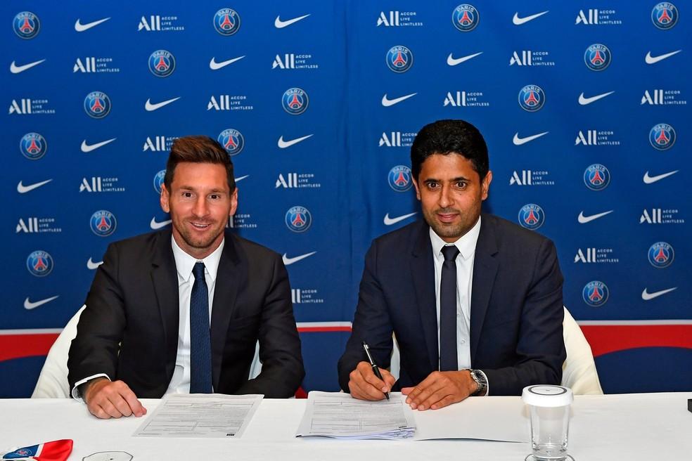 PSG anuncia a contratação de Lionel Messi