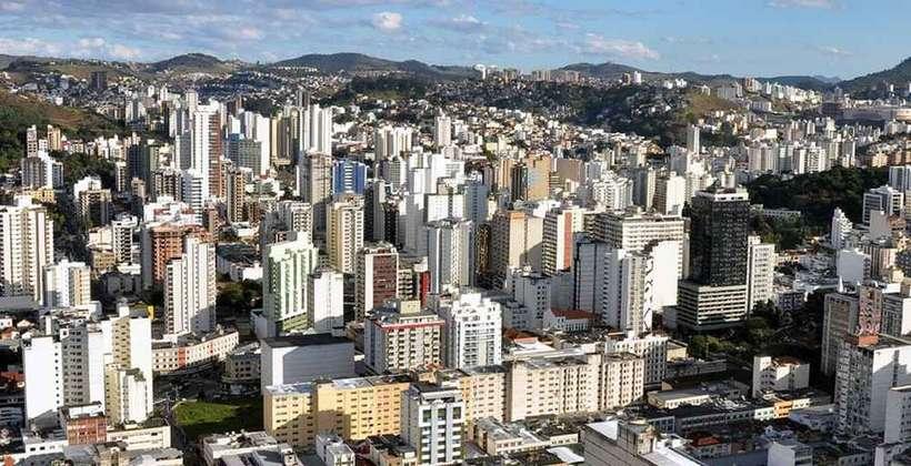 Apesar de recuo, Juiz de Fora cria mais de 800 vagas de emprego formal em agosto