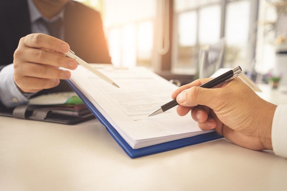 Contrato de Compra e Venda de Imóvel: como identificar cláusulas abusivas?