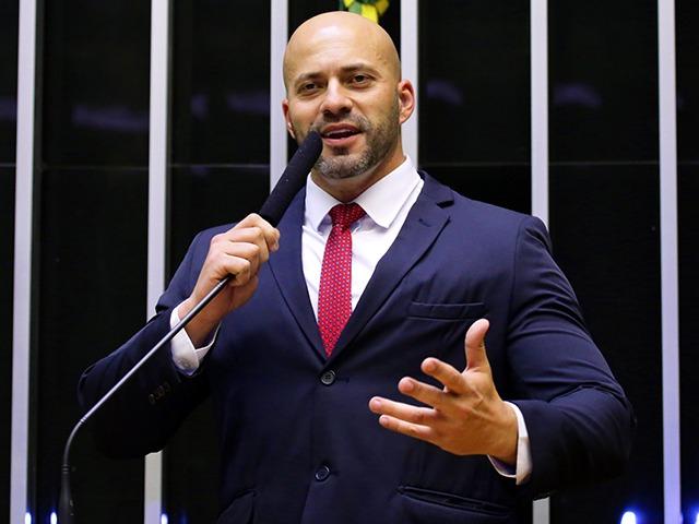 Daniel Silveira entra com pedido de soltura no STF