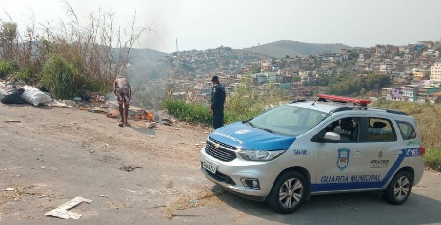 Guarda Municipal identifica bota-fora irregular