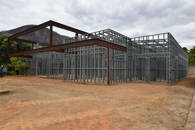 Obra da UBS estava paralisada h&aacute; sete anos (Cristiano Machado / Imprensa MG)