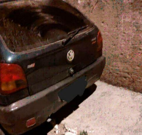 Carro utilizado na fuga. Fonte: site Ub&aacute; News
