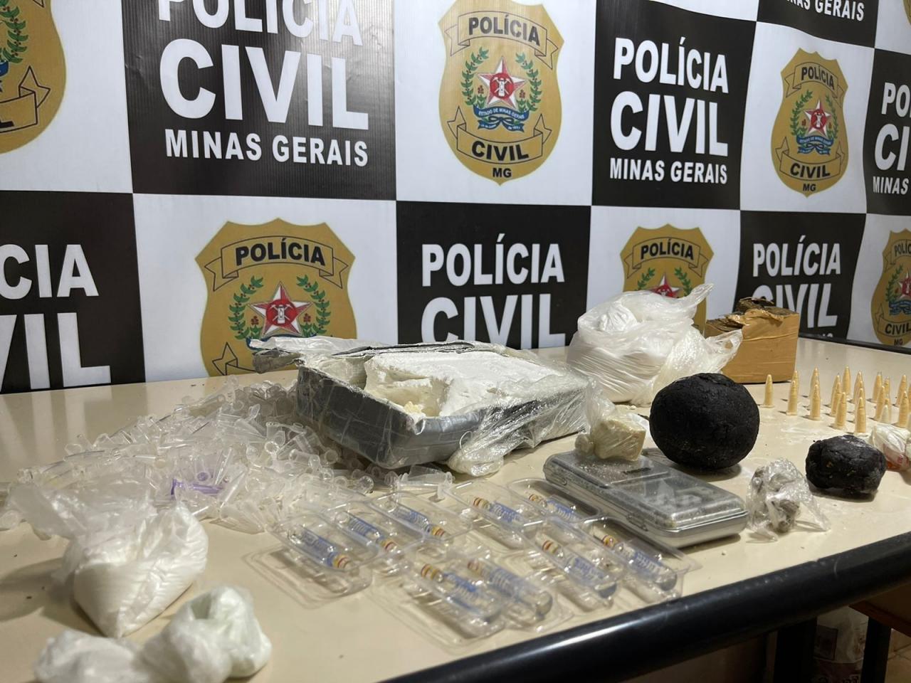 PCMG deflagra Operação “De volta pra casa” e prende suspeito por tráfico de drogas na região central de Juiz de Fora