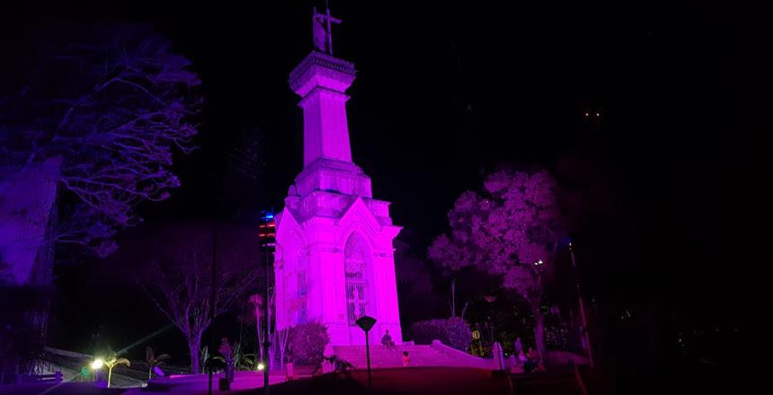 PJF ilumina o Cristo na cor violeta pelo Dia Mundial do Combate ao Alzheimer