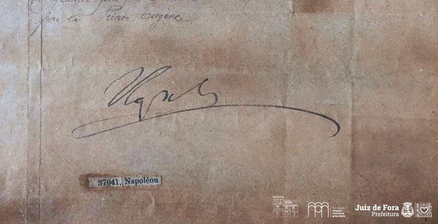 Artigo destaca coleção de autógrafos da Mapro, incluindo assinatura de Napoleão
