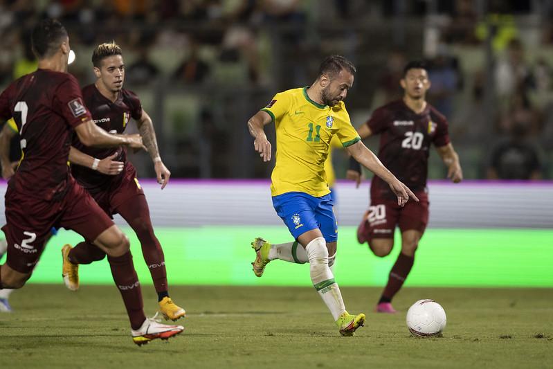 Brasil vence a Venezuela e continua com 100% de aproveitamento nas eliminatórias da Copa do Mundo