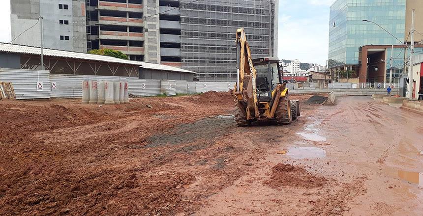 Cesama já executou 90% da implantação de nova rede de esgoto no Centro