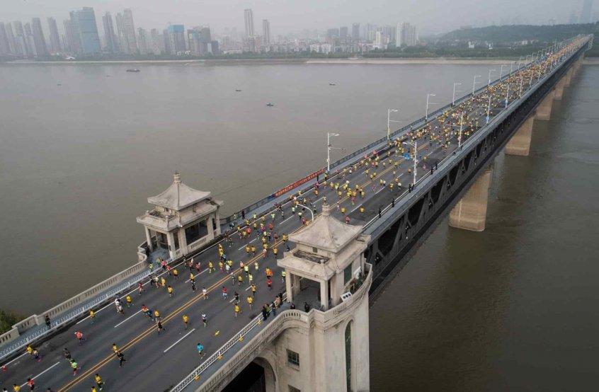China adia maratona de Wuhan depois de novo surto de Covid-19